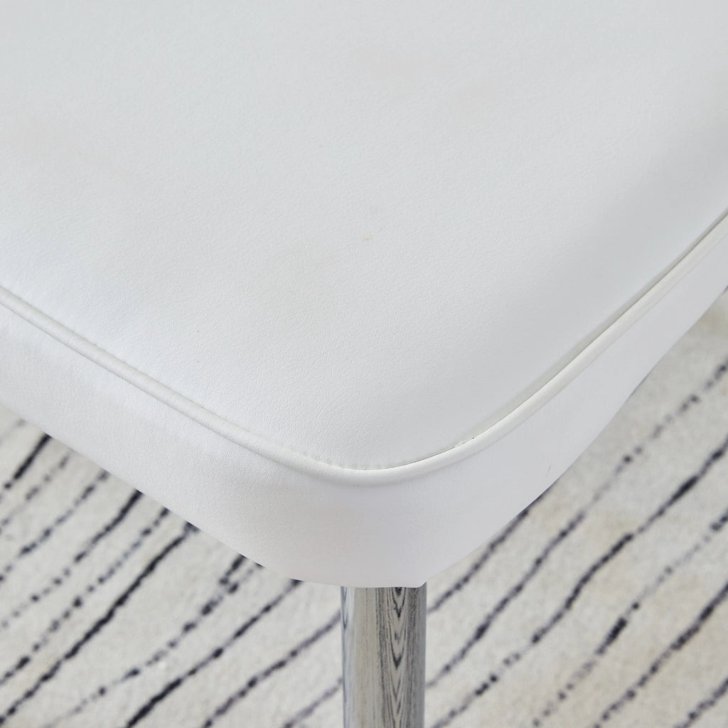 Sedie da pranzo set da 2 con schienale ergonomico imbottitura in schiuma piedini regolabili in pu bianco argento