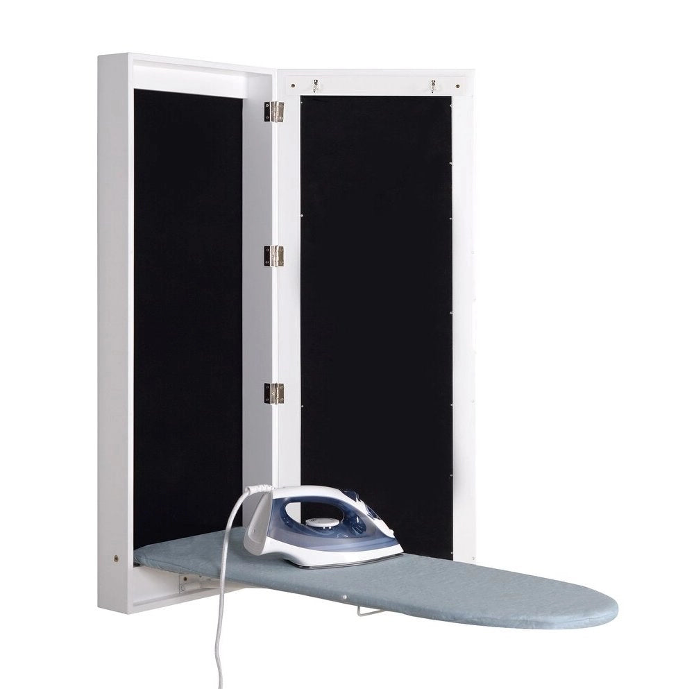 Mobile da parete con asse da stiro e specchio; MDF bianco; 105 x 43;5 x 16 cm