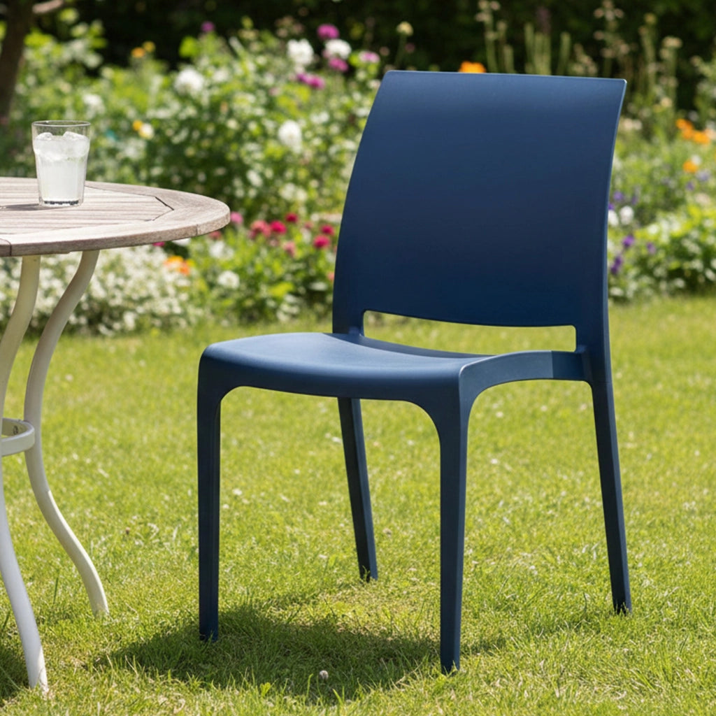 Sedia da esterno Camo, Seggiola da giardino, Seduta outdoor multiuso, Panchina da giardino, Made in Italy, 54x46 h80 cm, Blu