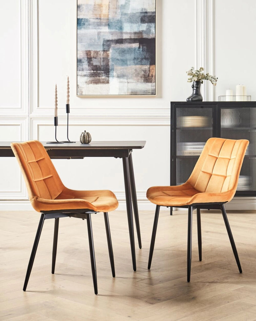 Set di 2 sedie da pranzo in velluto arancione gambe in acciaio Nero sedie moderne imbottite
