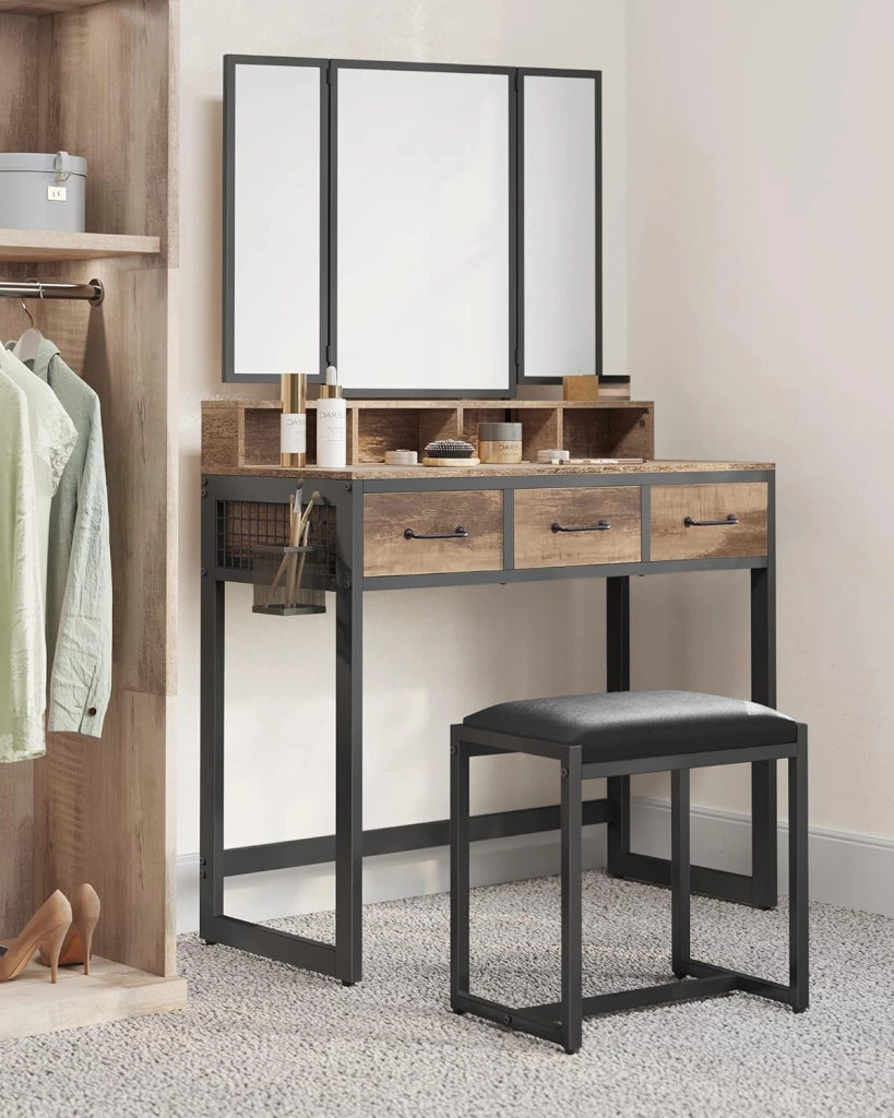 VASAGLE Toeletta con sgabello imbottito, tavolo da toeletta con triplo specchio, 3 cassetti, porta asciugacapelli cosmetico stile industriale, marrone rovere/nero RVT004B50