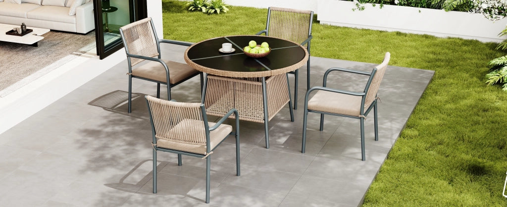 Set mobili da giardino polyrattan: tavolo rotondo vetro + 4 poltrone; struttura ferro; terrazzo/balcone