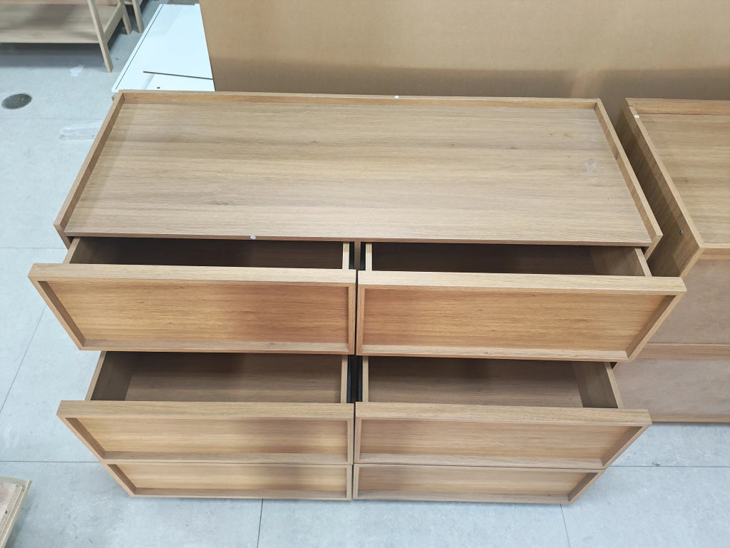 Comò moderno a sei cassetti in finitura rovere, 115 x 48 x 78 cm, con struttura in MDF e pannello truciolare