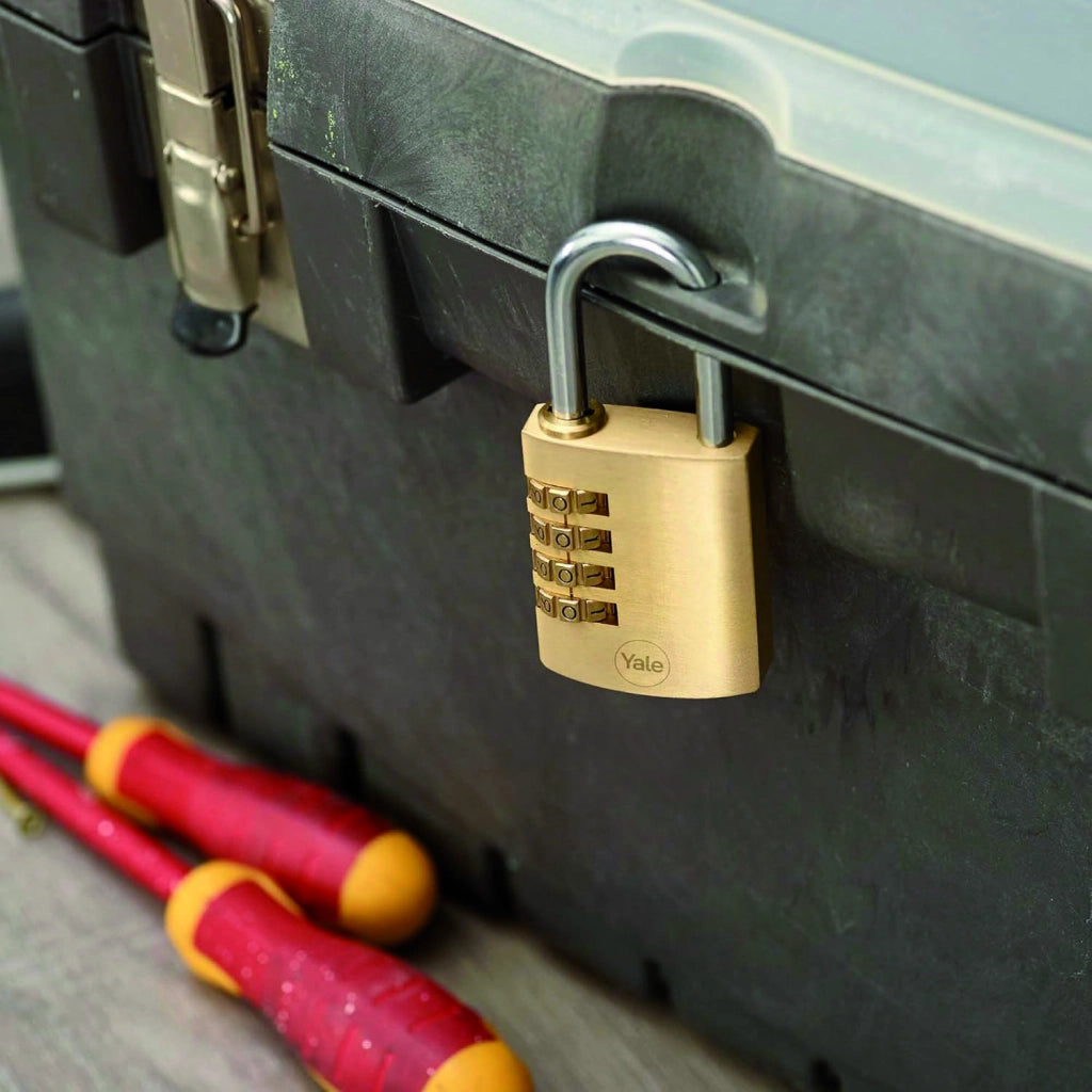 Yale LUCCHETTO DI SICUREZZA CON COMBINAZIONE mm. 32  Corpo ottone - Arco acciaio