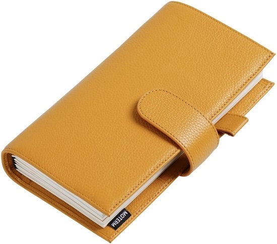 Copricoversario per Notebook da Viaggio - Progettazione migliorata con tasca posteriore (formato standard, Mustard Pebble)
