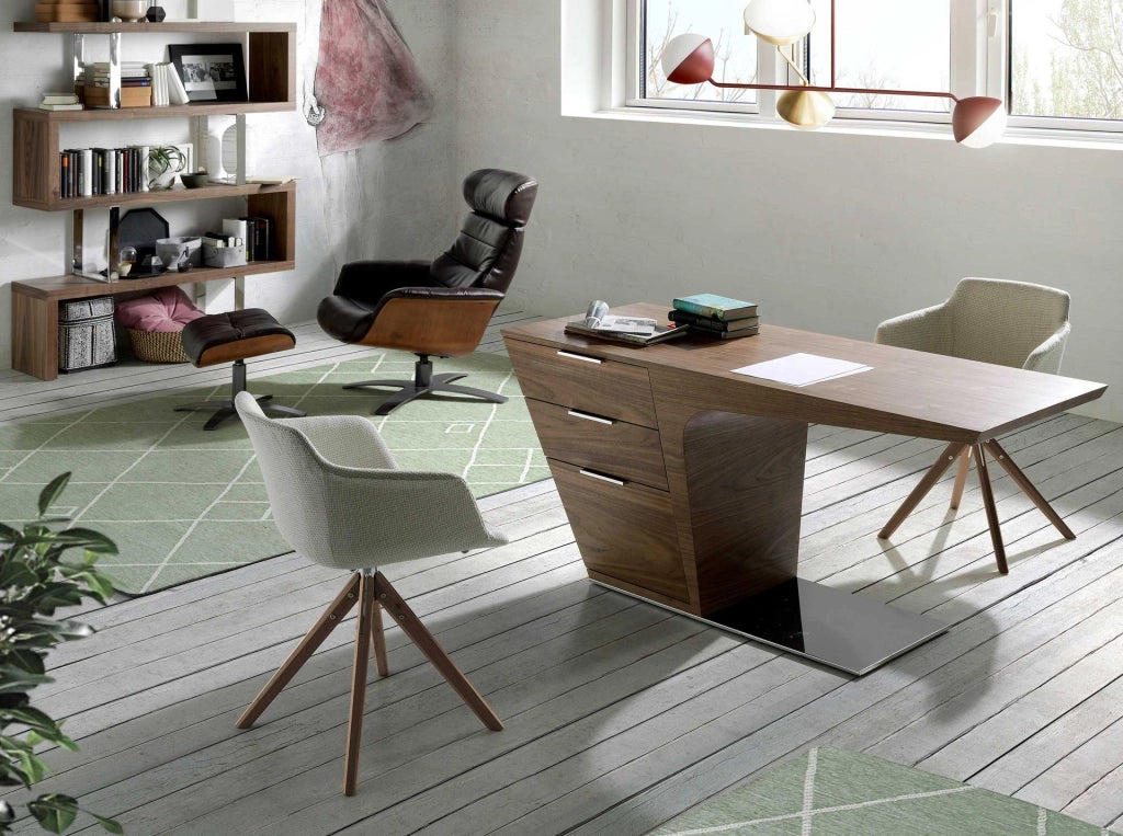 Sedia girevole in tessuto beige