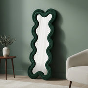 Specchio Lari, Specchiera, Articolo d'arredo a muro, Decorazione con specchio, 58x4 h160 cm, Verde