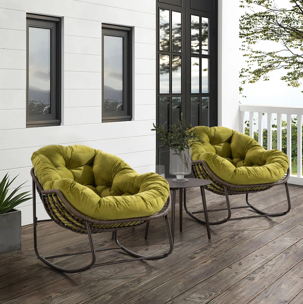 Sedia a dondolo oversize in rattan sintetico e acciaio; 78x106x90 cm; verde oliva