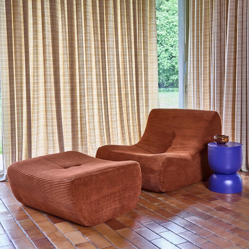 Poltrona in velluto a coste con poggiapiedi, 1 posto, terracotta