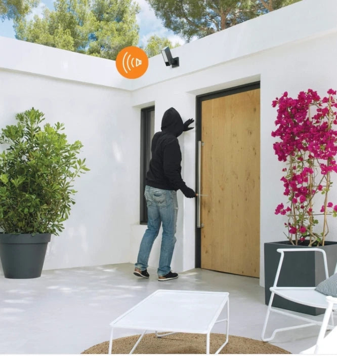 Telecamera esterna intelligente e connessa con sirena NOC-S-Pro Netatmo - Nera