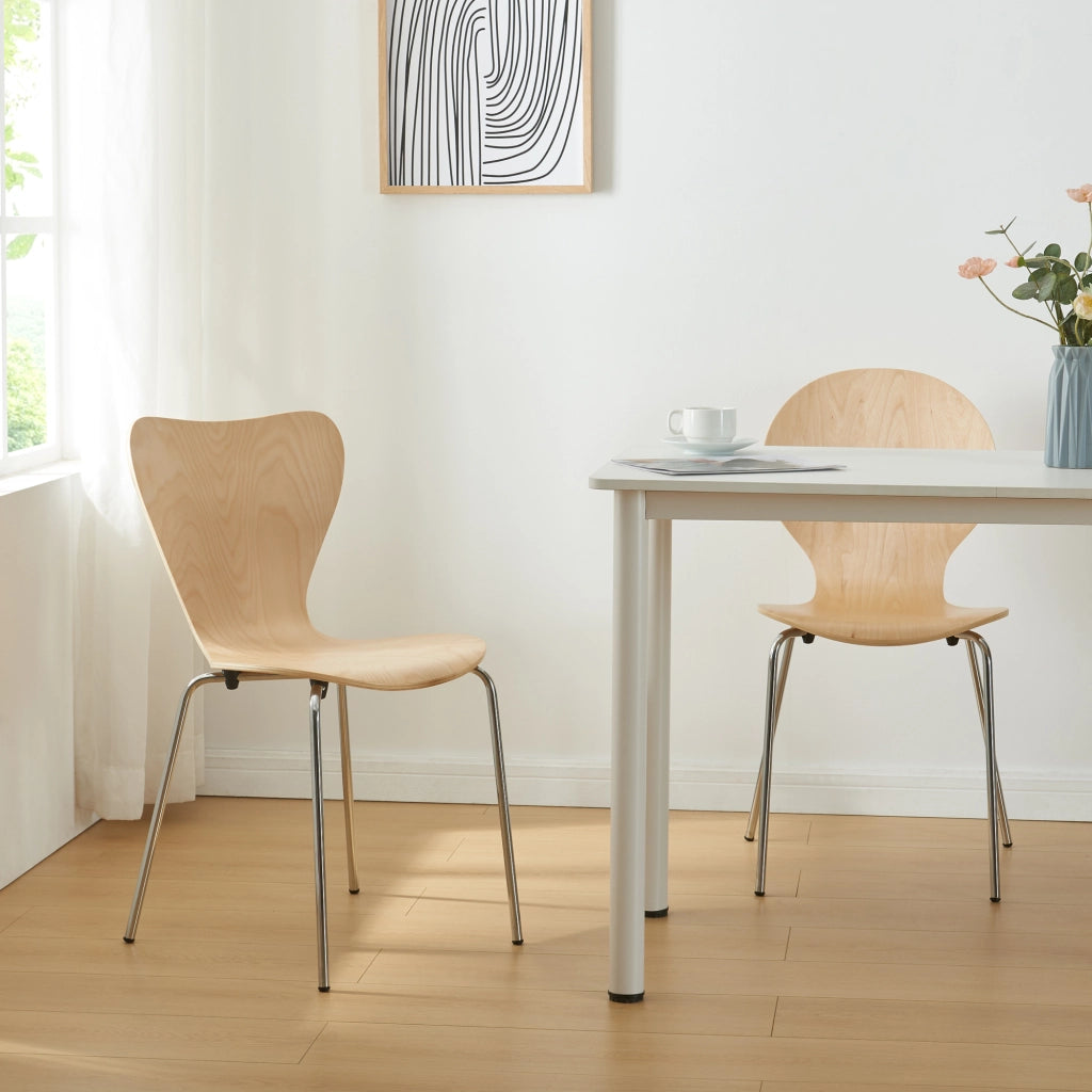 Set di 4 Sedie da Sala Essunga Impilabili - Legno Naturale / Cromato [en.casa]