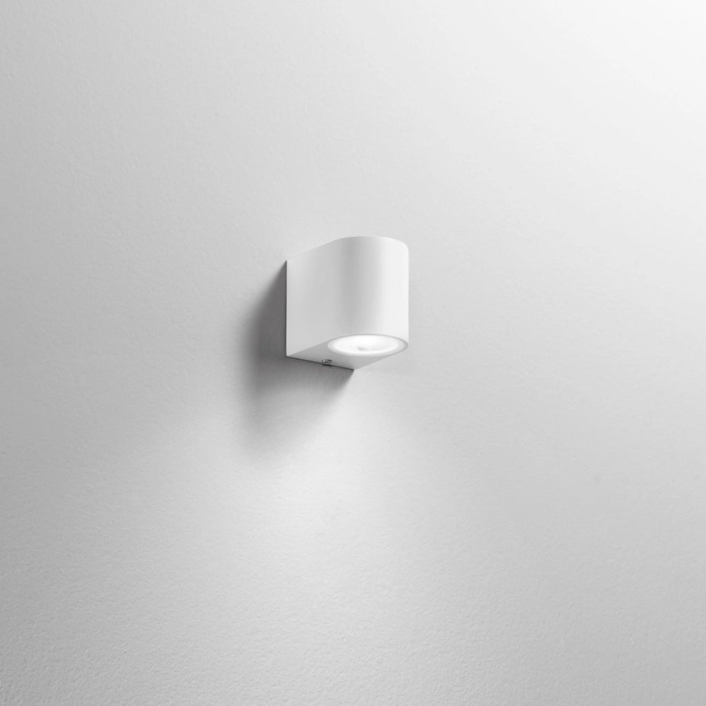 APPLIQUE ONE BIANCA 1 LUCE ATTACCO GU10 IP54 6,7X9,3X8CM