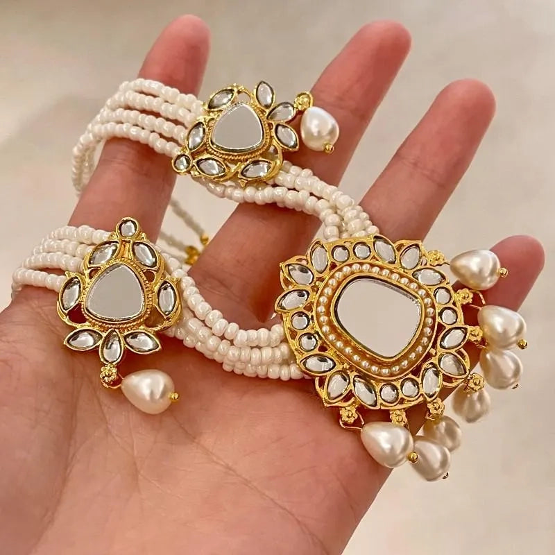 Set composto da collana e orecchini con pendente di perle, realizzati a mano: stile vintage con perline