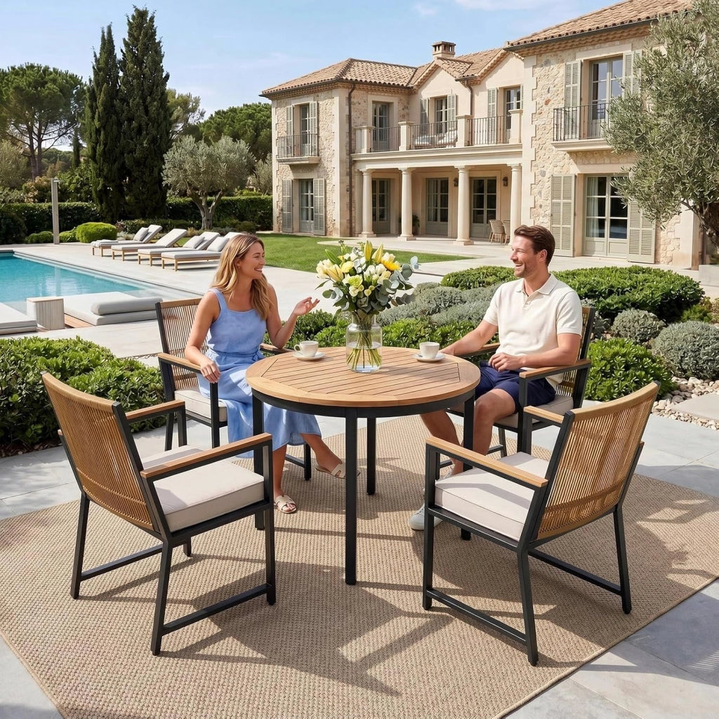 Set di 4 sedie da giardino in rattan, resistenti alle intemperie, con braccioli in WPC, sedie per esterni con cuscino rimovibile, sedie da pranzo in metallo, portata fino a 160 kg, per