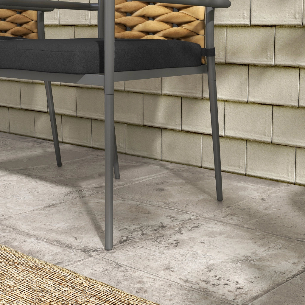 Set Sedie da Giardino con 2 Poltrone Impilabili con Cuscini; Schienale Alto e Braccioli; per Terrazza e Balcone; Acciaio e Rattan PE; Nero