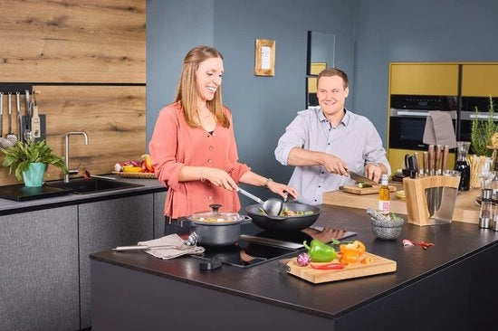 Wok con superficie antiscivolo, resistente al surriscaldamento, 32 cm - Adatto per induzione e lavastoviglie.