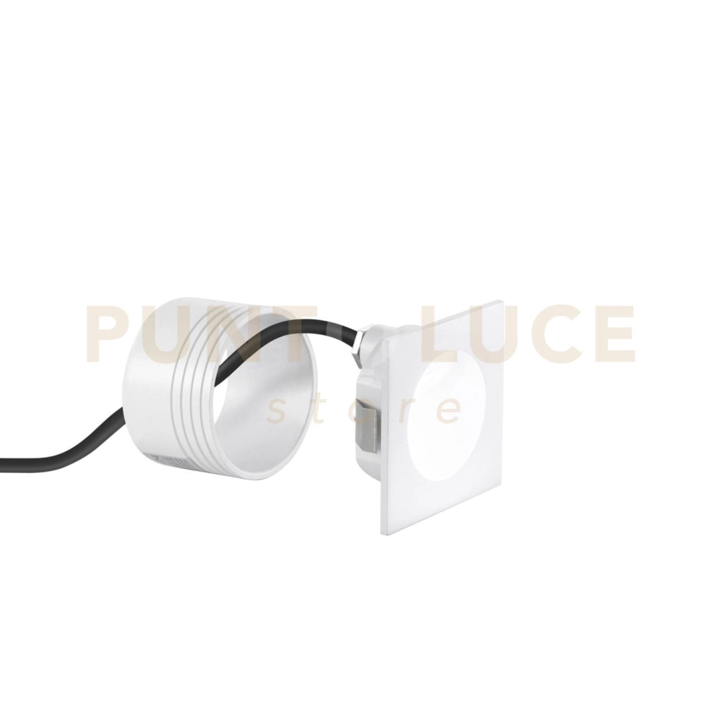 SEGNAPASSI LED ONYX BIANCO QUADRATO 3W 430LM 3000K IP54 7,4X7,4X4,8CM