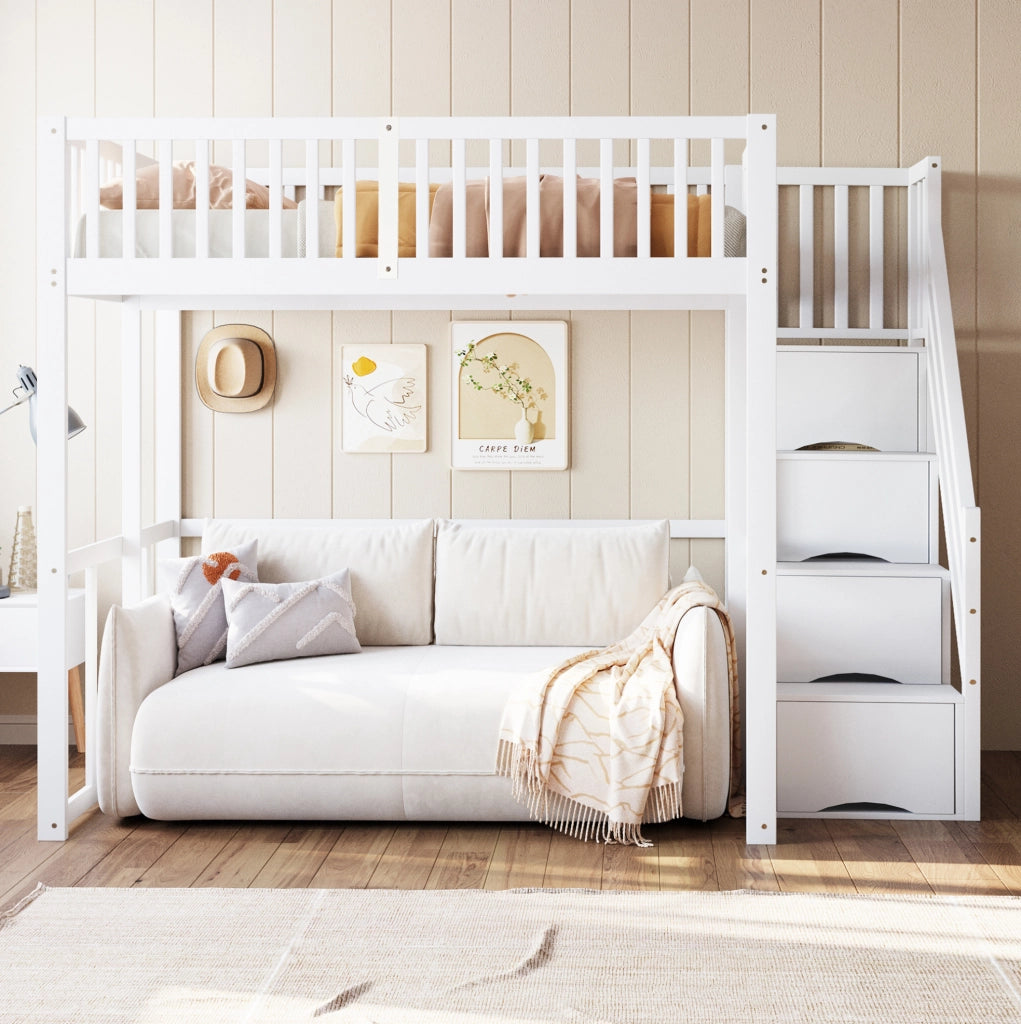 Letto a soppalco 140x200 cm con scala contenitore e sbarre di sicurezza in legno bianco