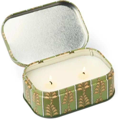 Candela Cherie in latta stampata da 127 g (4,5 oz) - Verde e kaki - Pistacchio affumicato