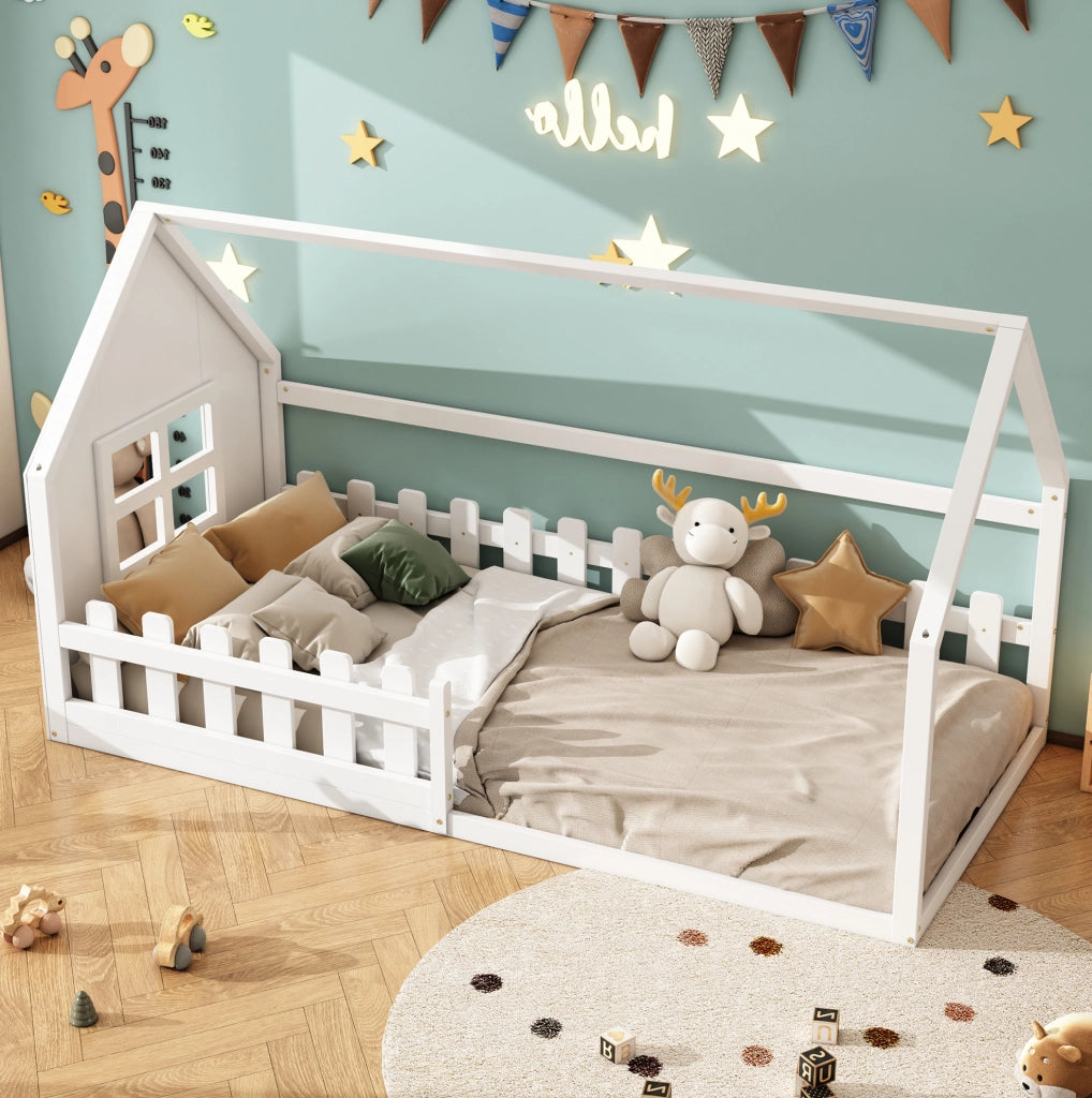 Letto per bambini a forma di casetta 90 x 200 cm in pino; bianco
