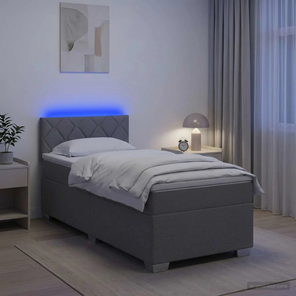 Letto con Box Spring, Materasso e LED Grigio Chiaro Tessuto 3451882