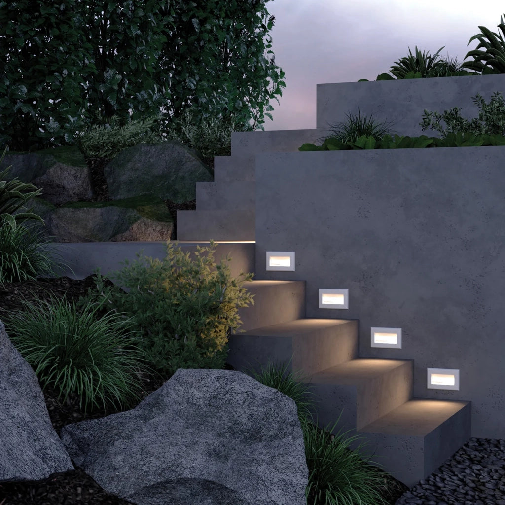 Segnapasso Da Esterno Moderno Bosca Led Integrato 3W Metallo Bianco Ip65