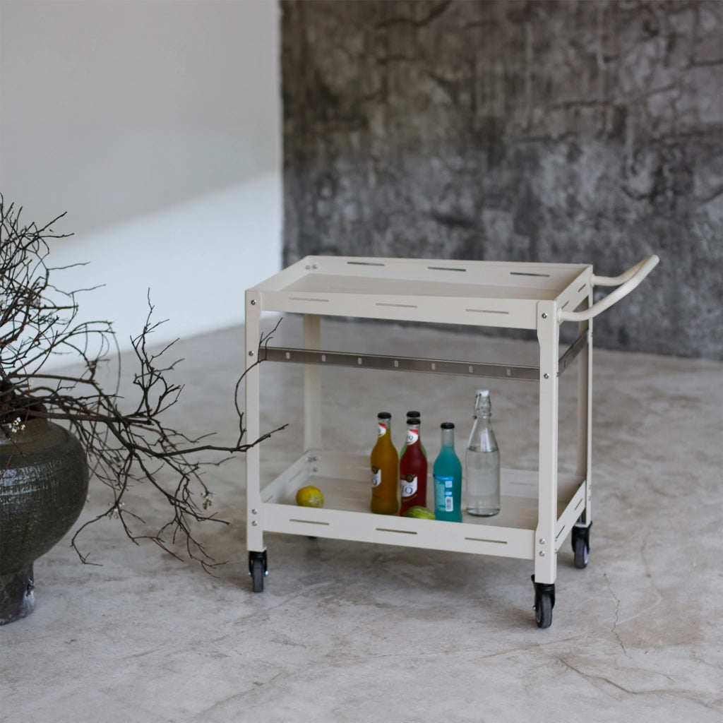 Carrello Portavivande Bard in Acciaio con 2 Ripiani e Ruote 72x77x38 cm - Color Champagne casa.pro