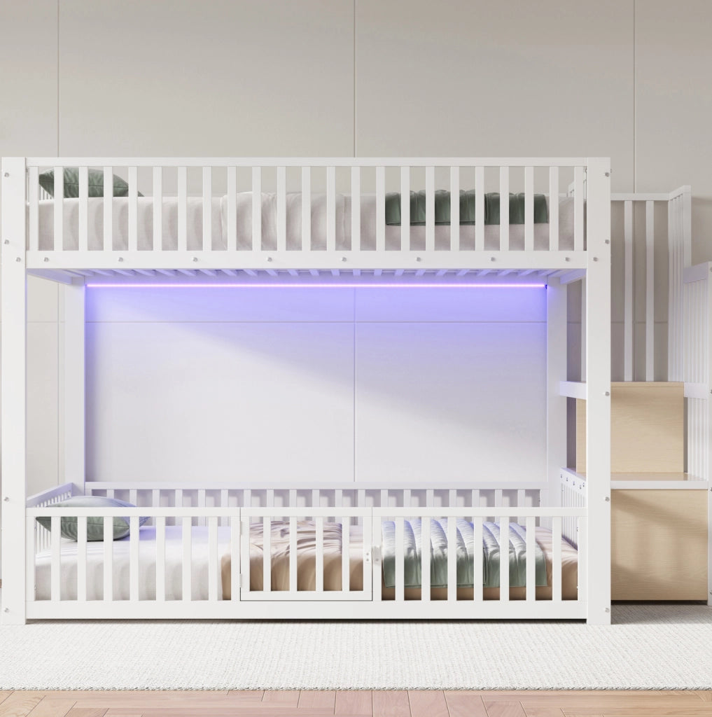 Letto a castello 140x200 con scala contenitore e illuminazione LED, bianco