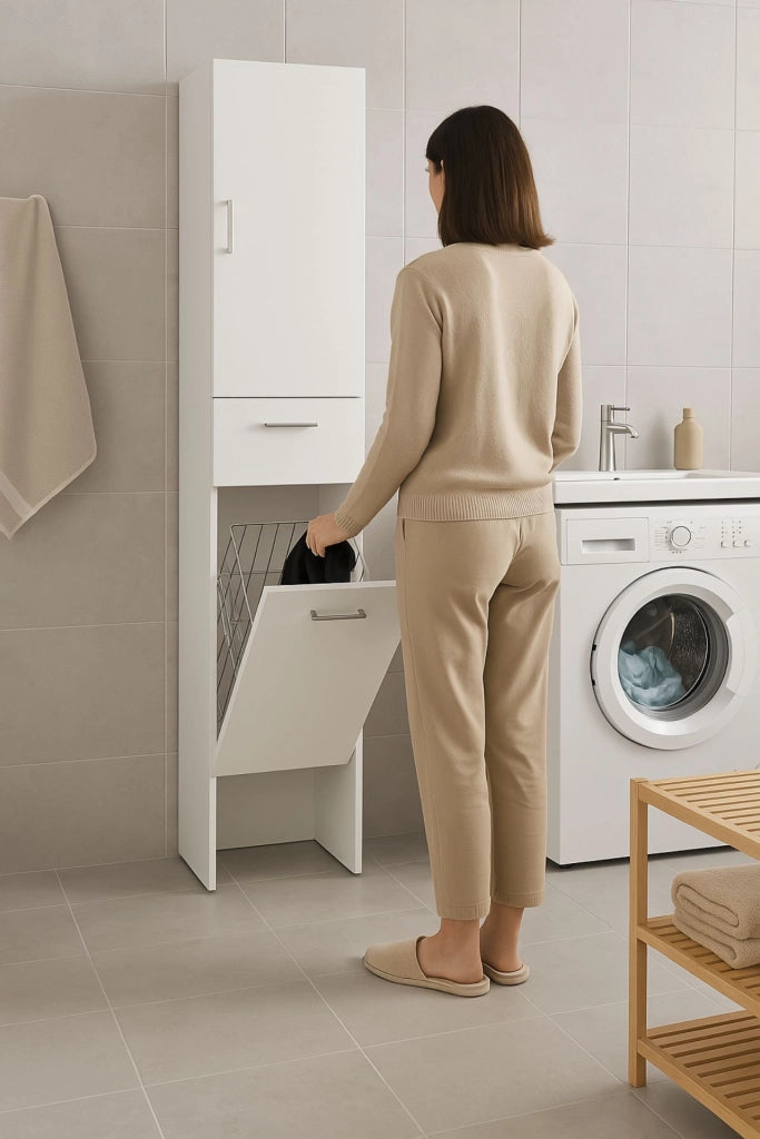 Aryanne, Armadio Multiuso 2 Ante 2 Ripiani Made in Italy, 45x195h cm Bianco