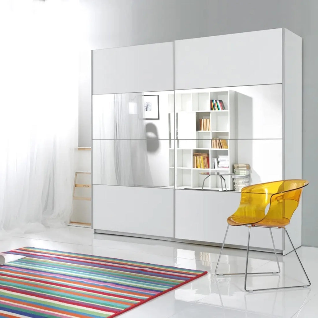Armadio design 180cm. 2 porte con specchi modulari. Colore bianco opaco. Collezione EOS