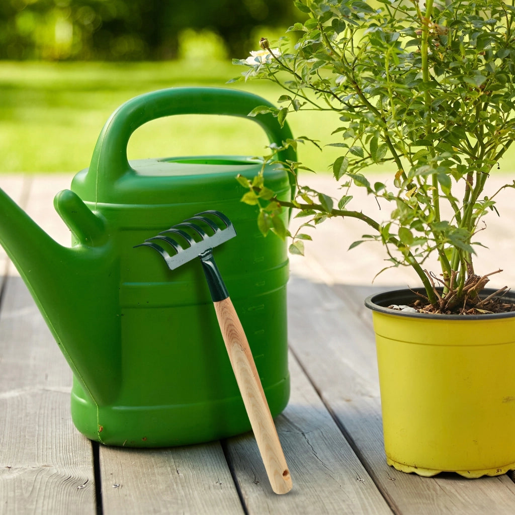 Rastrello da giardino in metallo KADAX, piccolo, 35 cm, 6 denti, manico in legno massello