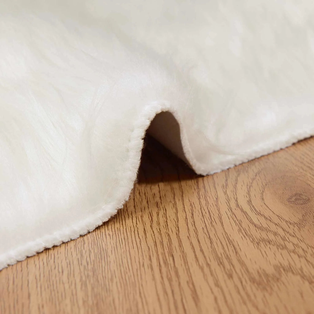 Tappeto in finta TAFALLA Bianco 80 x 200 cm Poliestere 42021457