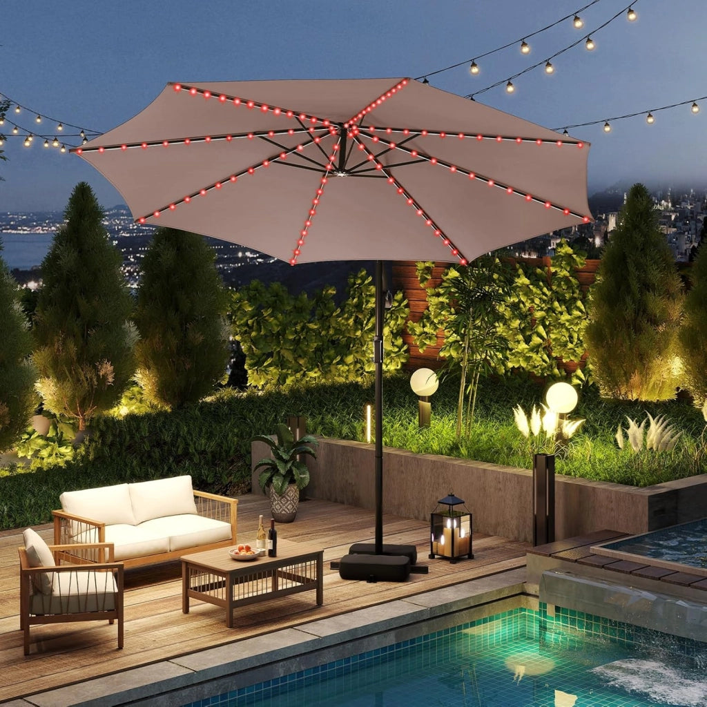 Ombrellone da Giardino 290 cm, con 96 Luci LED, Ombrellone Esterno con Base, Inclinazione Regolabile, Rotazione a 360°, Manovella, Parasole da Giardino (Marrone)