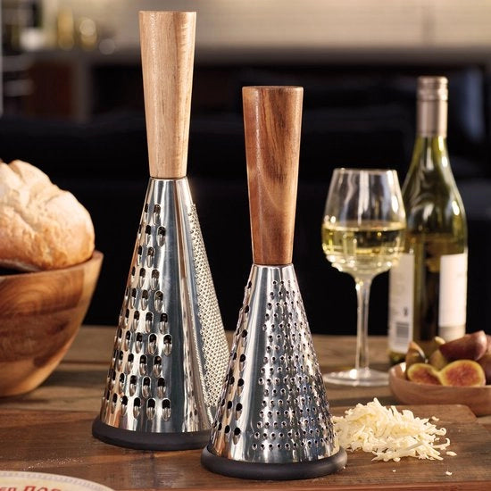 Conica vintage-stile raspa per formaggio con maniglia in legno, 11 x 11 x 28 cm (4,5 x 4,5 x 11 pollici)