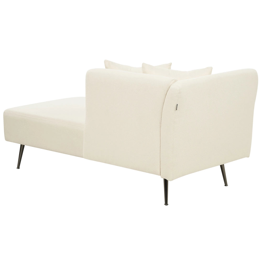 Chaise Lounge Bianco Sinistra in bouclè con cuscini decorativi Gambe in metallo Soggiorno di design moderno