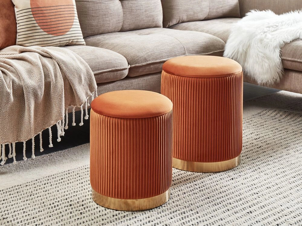 Set di 2 pouf portaoggetti Rivestimento in velluto di poliestere arancione Base dorata Design moderno Ciuffo orizzontale Soggiorno pezzo