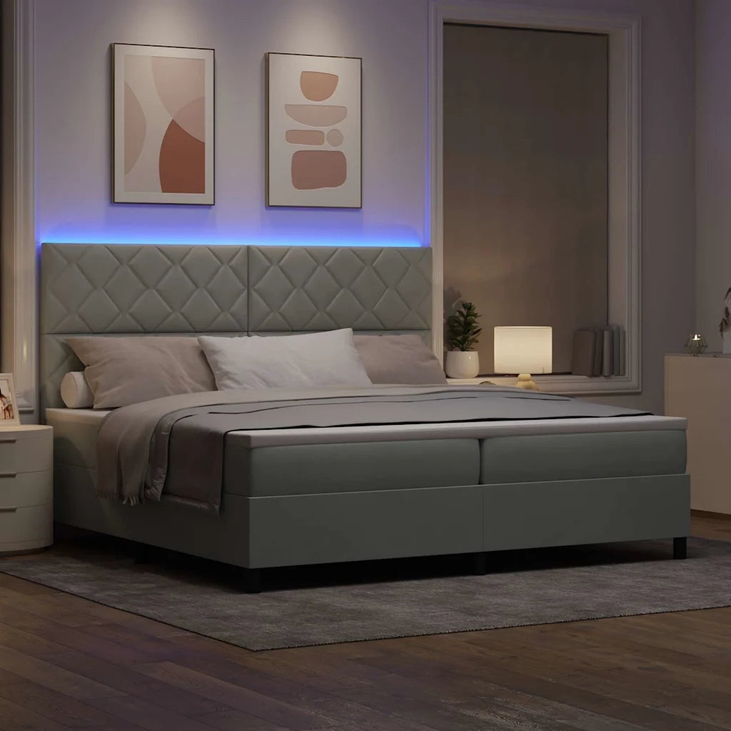 Letto a Sorgente LED Grigio chiaro 200 x 200 cm Tessuto 3343400