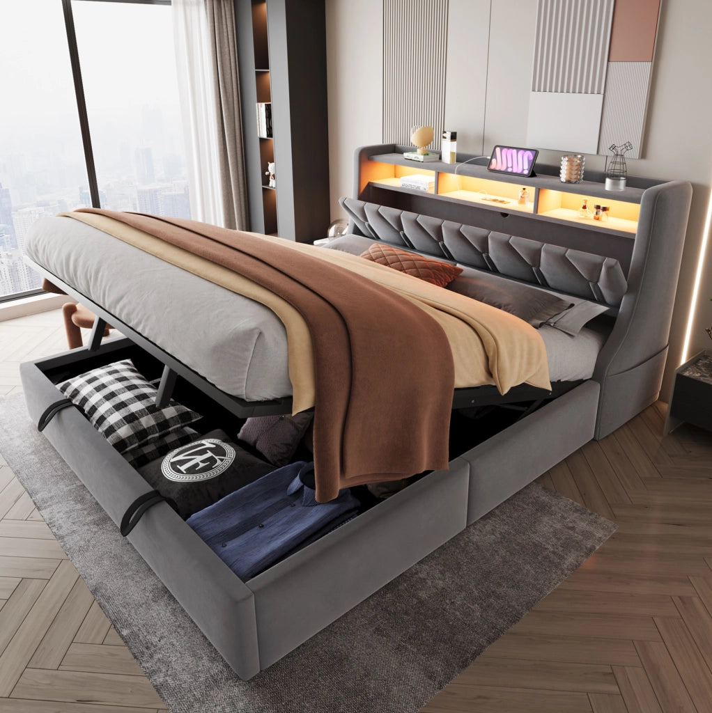 Letto imbottito 180x200 cm con contenitore idraulico; LED e prese in velluto grigio