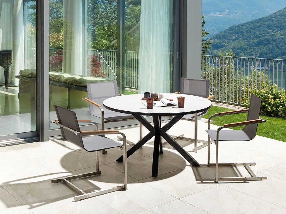 Set da pranzo da giardino Grigio Alluminio Acciaio Inox Piano del tavolo in vetro ceramico 4 posti Mobili da esterno Moderni