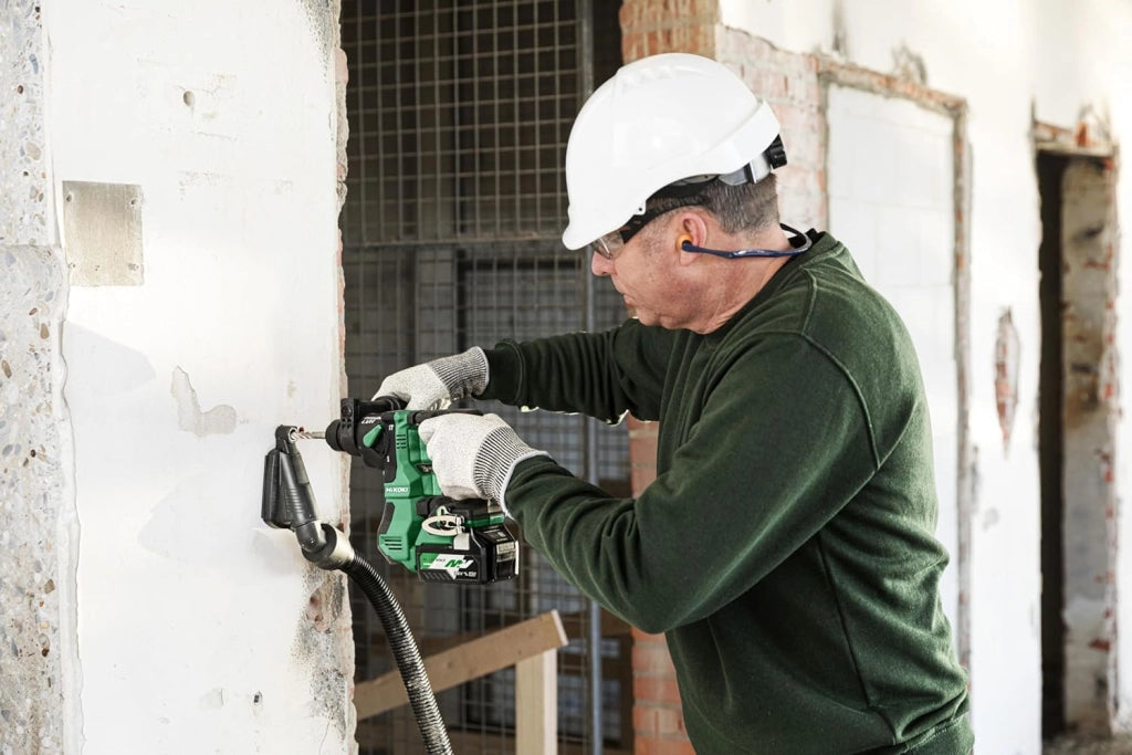 Martello Perforatore a Batteria - 18V, 1,3 Joule - SDS-Plus, Motore Brushless, Tecnologia Anti-Vibrazione, con Impugnatura Aggiuntiva e Valigetta - Ideale per Calcestruzzo, Legno e Acciaio