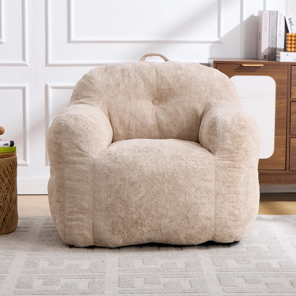 Pouf poltrona ergonomico con schienale avvolgente e braccioli per salotto e lettura in pelliccia sintetica beige