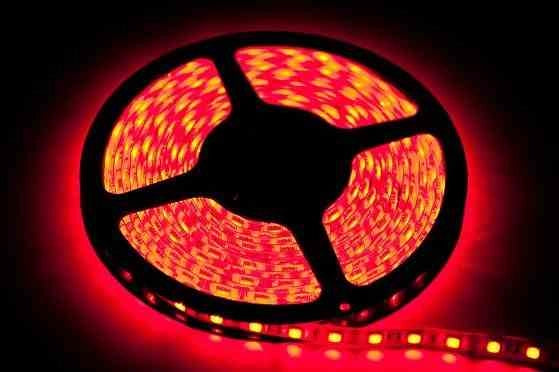 Striscia LED rossa 2,5 m IP65 12V Eko-Light EKPL735