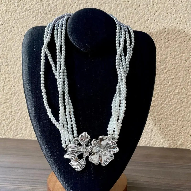Collana vintage multistrato di perle: regalo di compleanno con fiore di diamanti