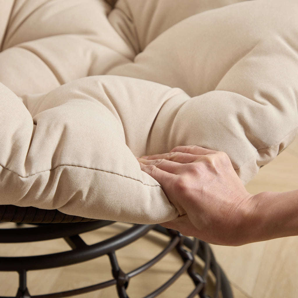POLTRONA GIREVOLE ERGONOMICA Ø 92 x 67 cm in PE rattan Beige