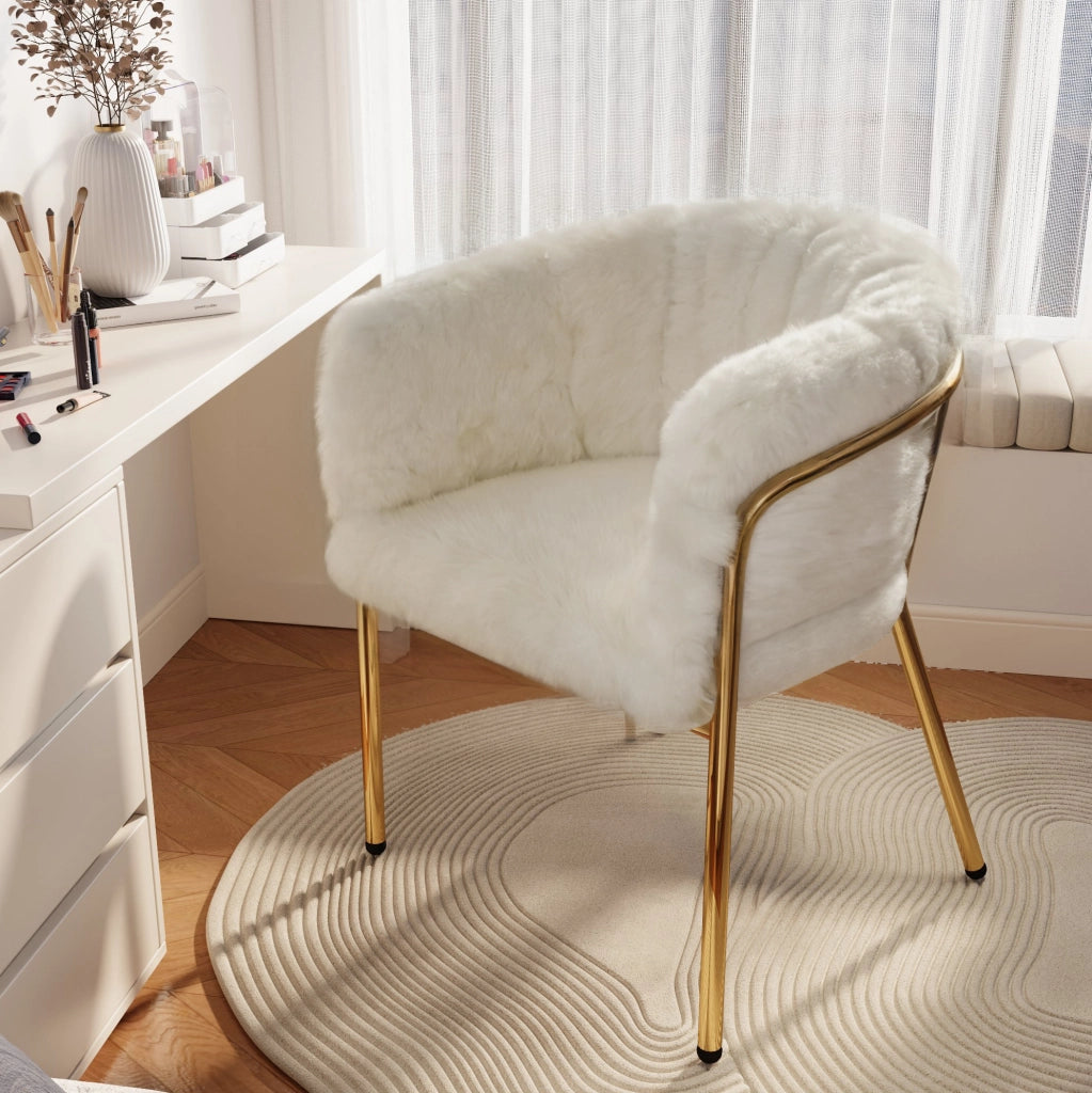 Set di 2 sedie relax con quattro gambe in metallo in pelliccia sintetica bianca