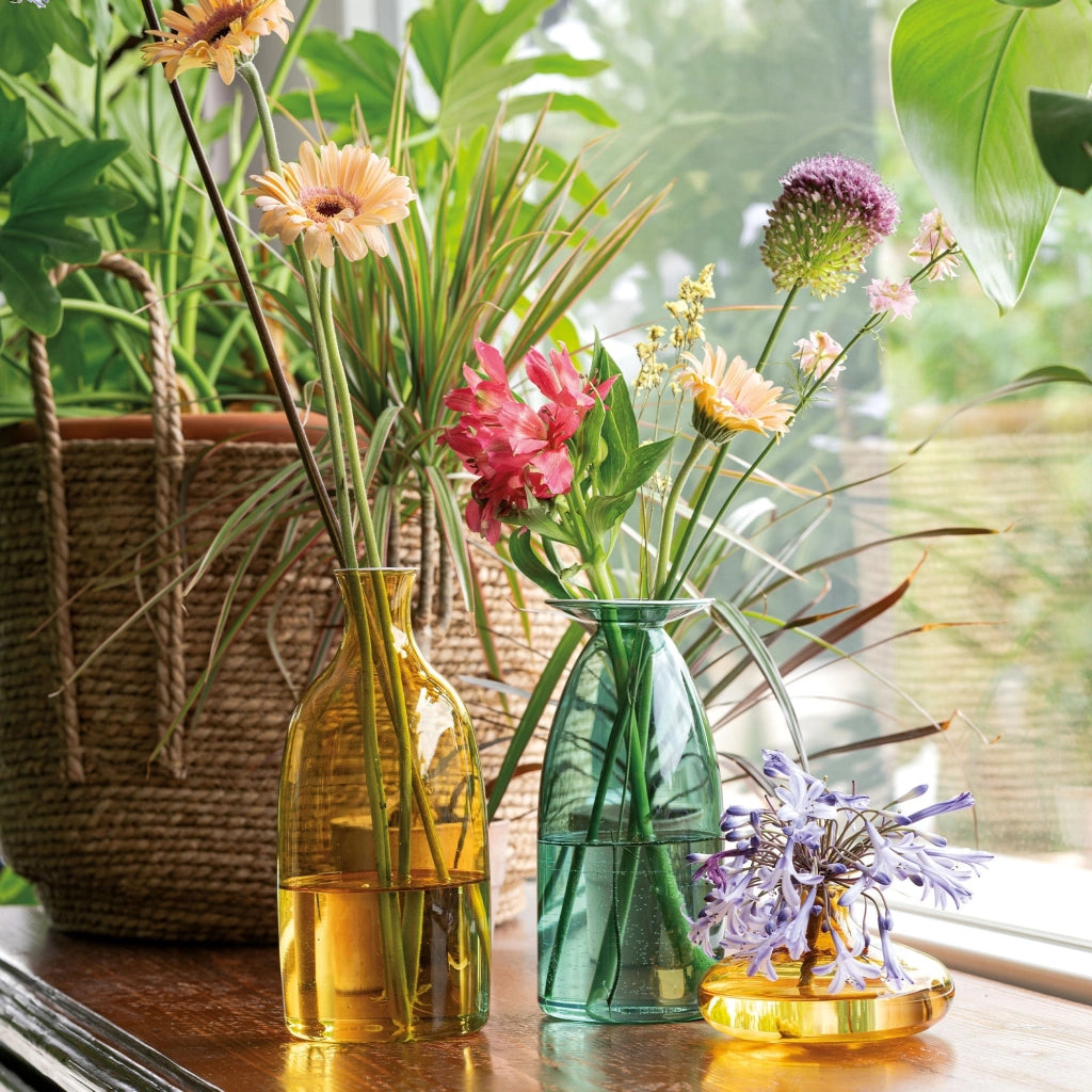 Vaso Un Fiore 46 cl in vetro borosilicato soffiato a mano, design artigianale, tonalità giallo oro, ideale per steli singoli e piccoli rami decorativi