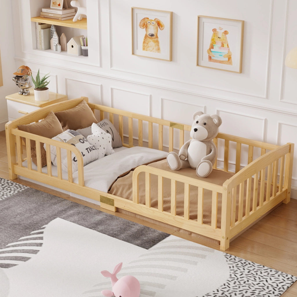 Letto per bambini 90 × 200 cm con barriere di sicurezza e apertura centrale, senza materasso, in pino, naturale