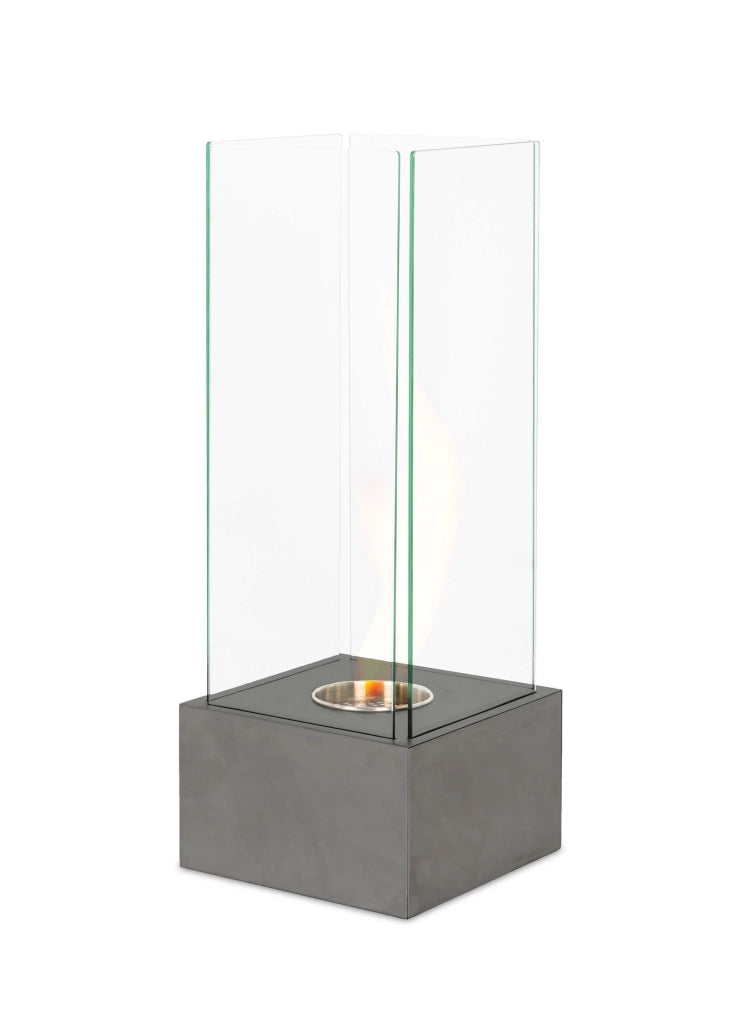 Biocamino da terra Levels 25x25x65 cm in acciaio satinato colore grigio goffrato, bruciatore 0,7 litri, potenza 1,5 Kw/h - Levels