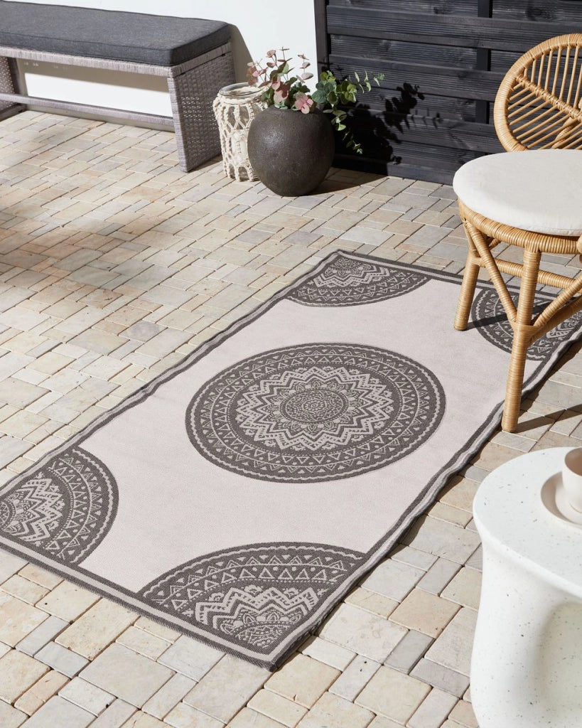 Tappeto per interni e per esterni con motivo orientale 80 x 150 cm Grigio e beige moderno balcone patio