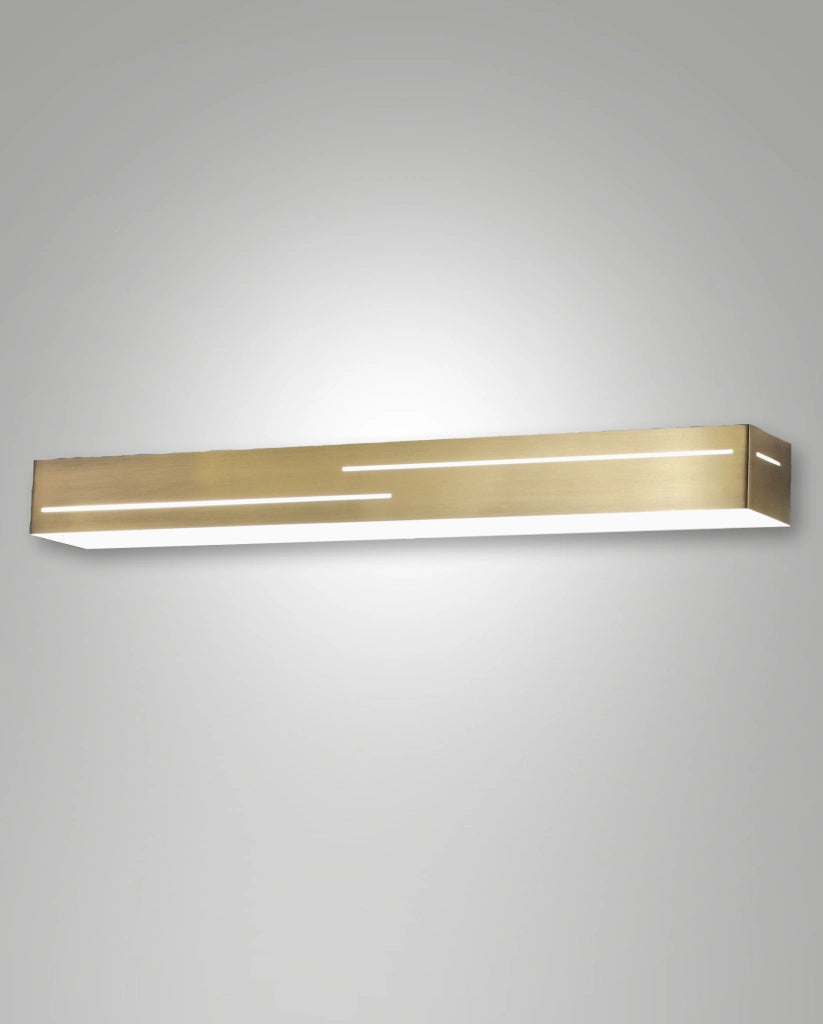 Lampada da Parete Banny LED Integrato 24W 2260 lm 3000K Ottone Satinato - Design Moderno in Metallo e Metacrilato per Illuminazione Interni
